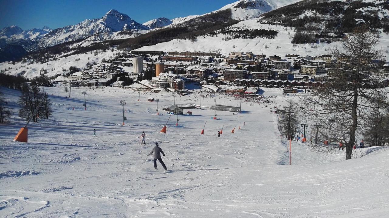 46 Vale C'E' Al Villaggio Olimpico Di سيستريير المظهر الخارجي الصورة