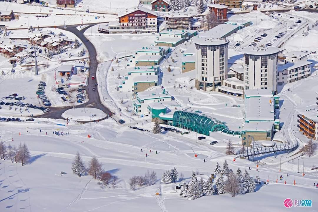 46 Vale C'E' Al Villaggio Olimpico Di سيستريير المظهر الخارجي الصورة
