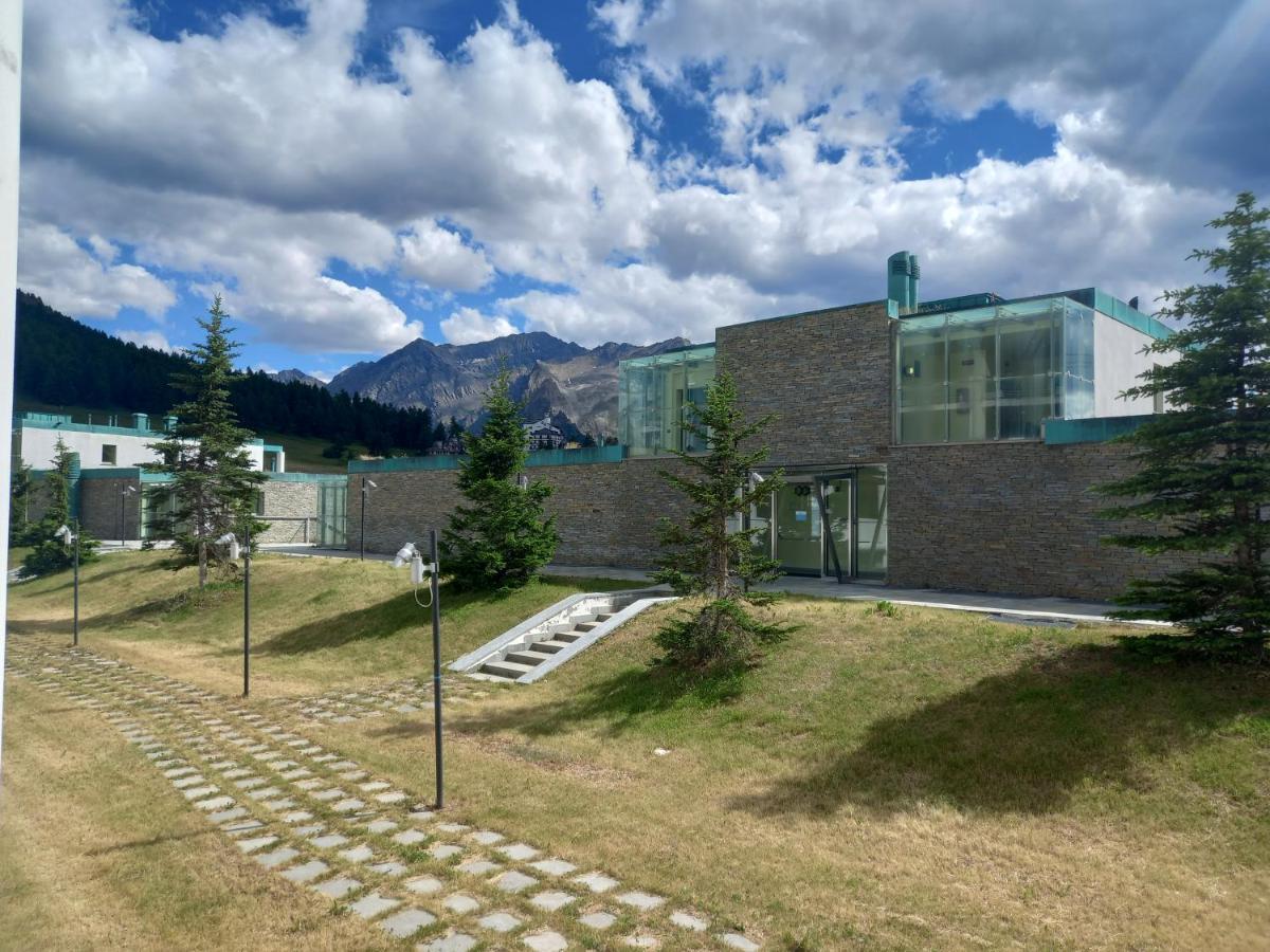 46 Vale C'E' Al Villaggio Olimpico Di سيستريير المظهر الخارجي الصورة